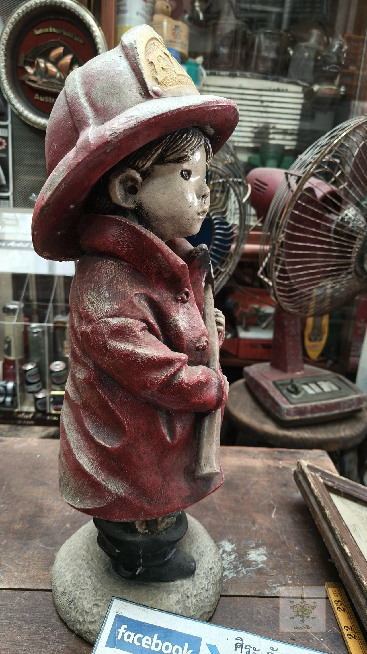 รูปปั้นสวนวินเทจเด็กนักดับเพลิง ปี 1993 งาน Henri Studio