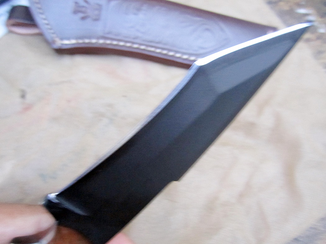 มีดHAND MADE BY ALONZO KNIVES USA CUSTOM TACTICAL TANTO 1095 KNIFE ROSE WOOD