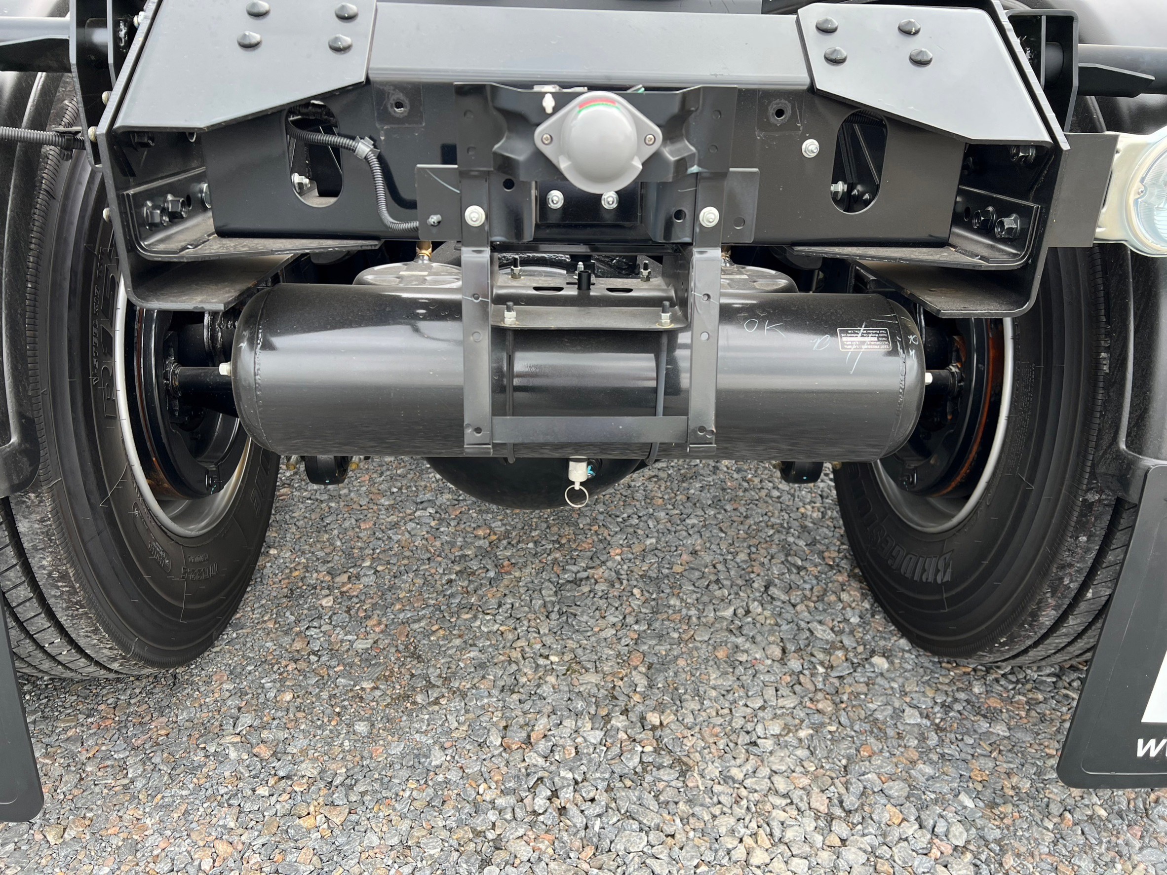 ISUZU GXZ THE ROCK (หัวลาก 10 ล้อ 2 เพลา) หัวแชสซี (Chassis)