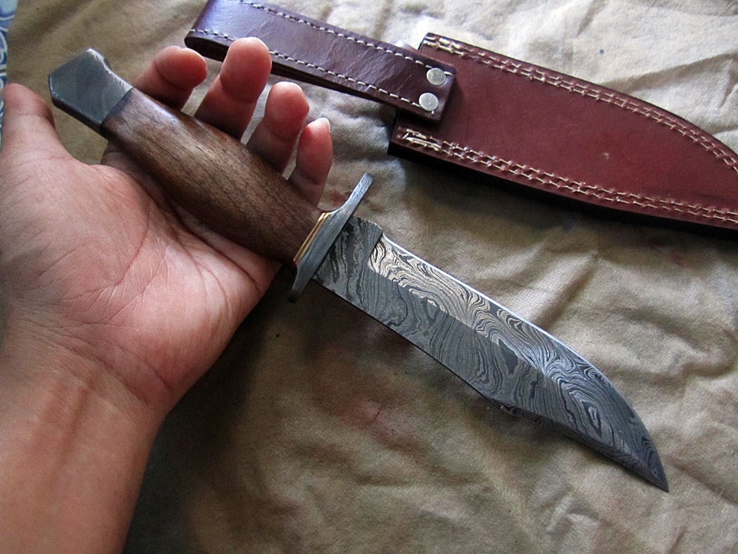 มีดดามัสกัสDamascus steel custom handmade hunting bowie knife 12" (C5)
