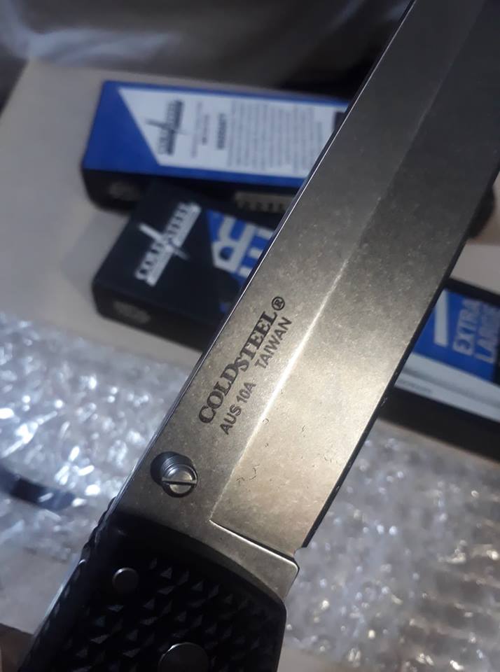 มีดพับ Cold Steel Voyager XL 5.5 in Tanto Plain Black GFN Handle 29AXT Japanese AUS10A Alloy