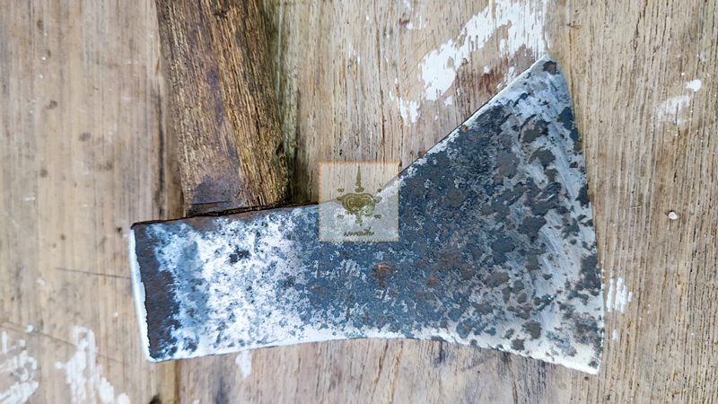 ขวานเก่า