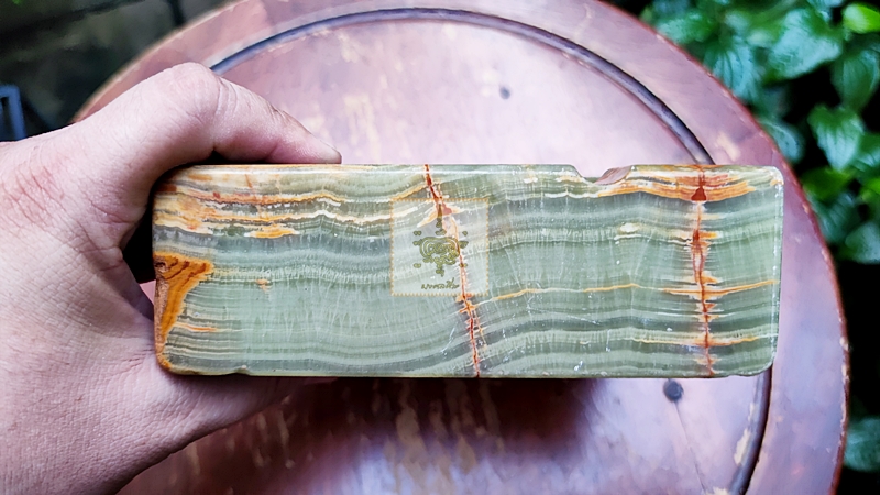 ที่เขี่ยบุหรี่ หินหยก