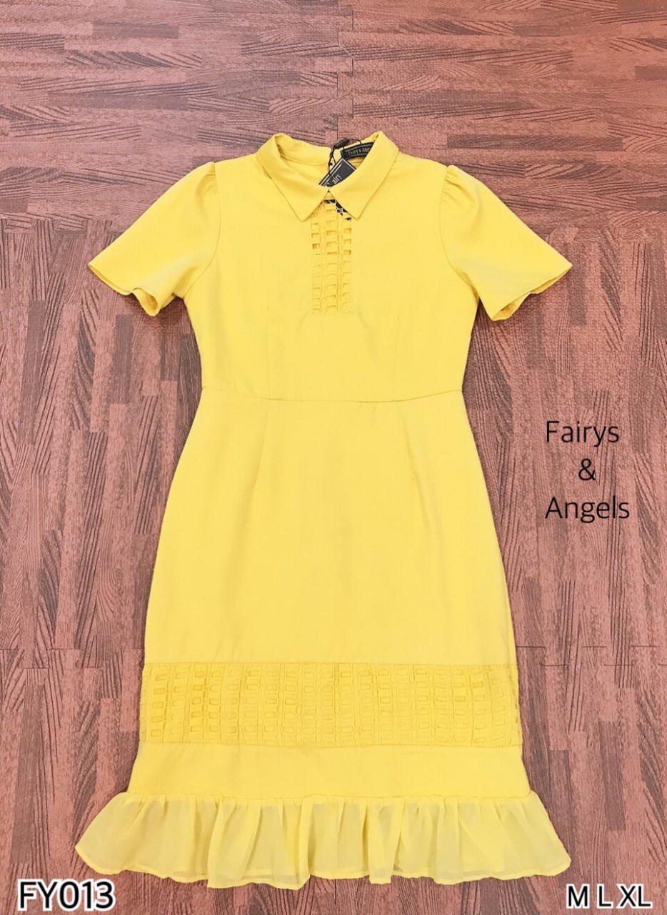 ชุดเดรสสั้นสีเหลือง ทรงเข้ารูป คอเชิ้ต แขนสั้น กระโปรงสั้นทรงสอบแต่งระบาย