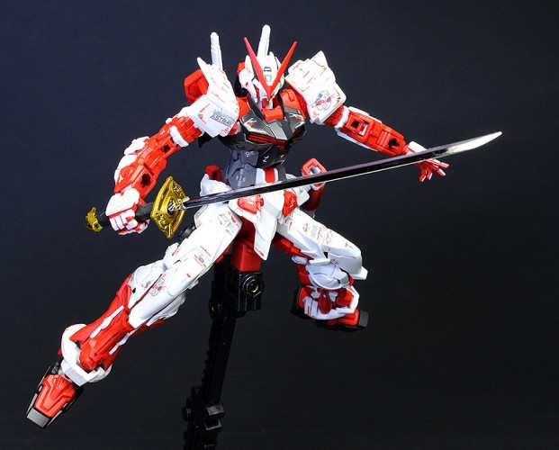 RG 1/144 Gundam Astray Red Frame