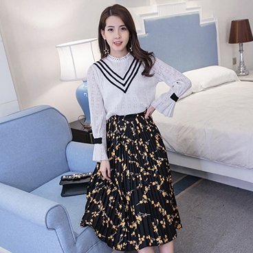กระโปรงสั้นสีดำ ลายดอกไม้ สวยหวาน น่ารัก สไตล์วินเทจ