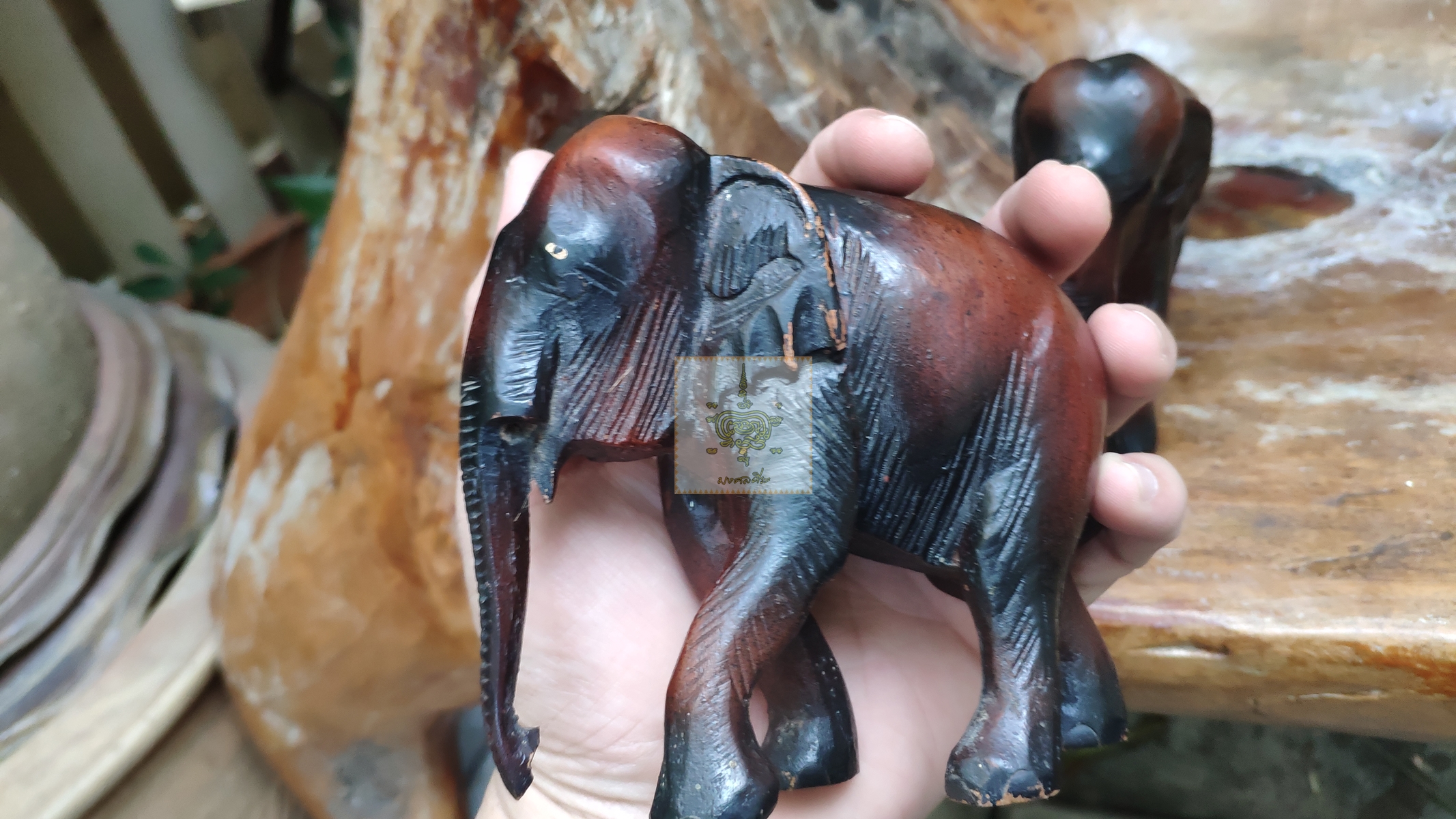 ช้าง 3 ตัว ช้างไม้ 1 ช้างเรซิ่น 2 ตัว