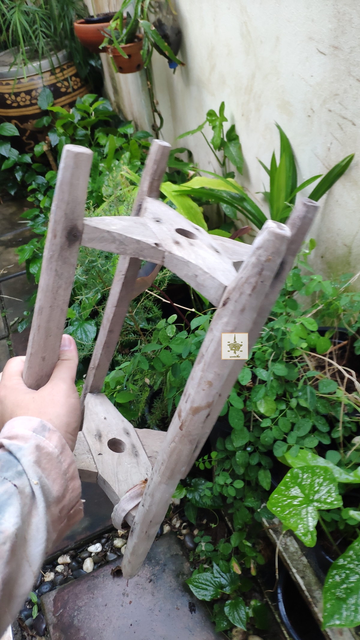 อัก ทอผ้า