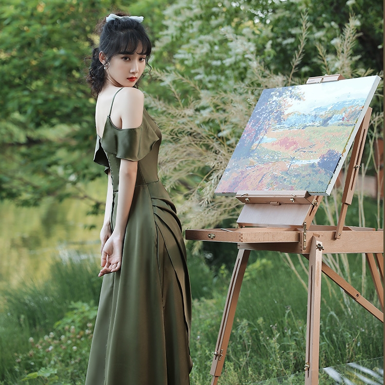 ชุดราตรี ชุดออกงาน ชุดไปงานแต่งงาน เดรสออกงานสีเขียว สายเดี่ยว เปิดไหล่ปิดต้นแขน