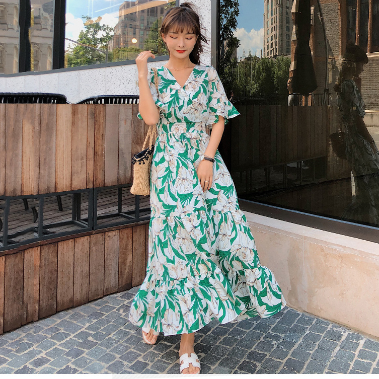 ชุดเที่ยวทะเล เดรสยาวสีเขียวลายดอกไม้สีขาว ผ้าชีฟอง สวยๆ พริ้ว