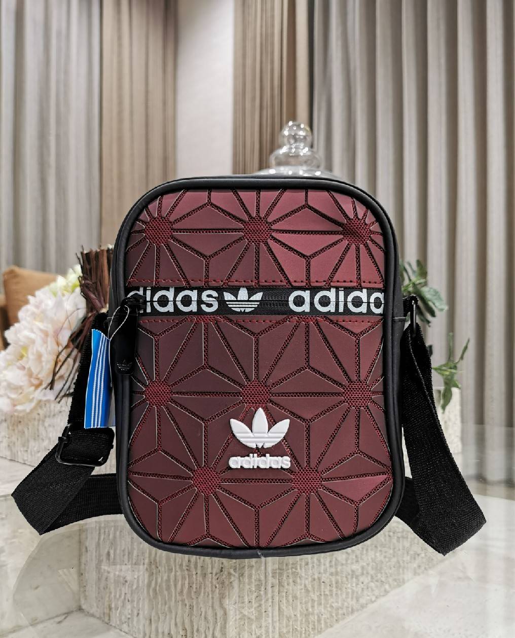 Adidas Originals 3D Mini Crossbody Bag สีแดง