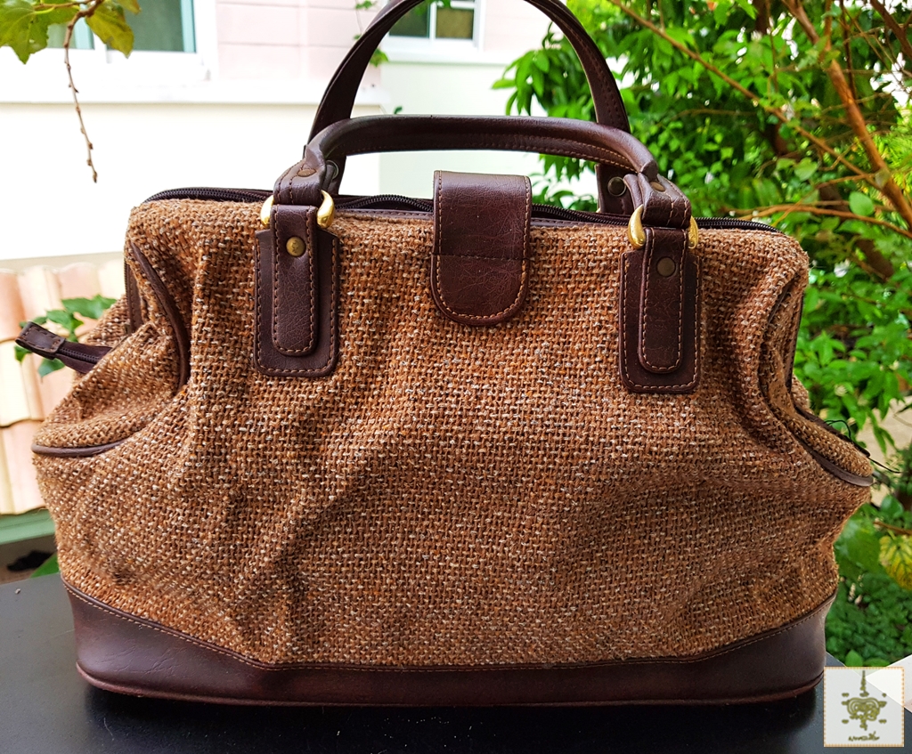 กระเป๋า waltons เก่า