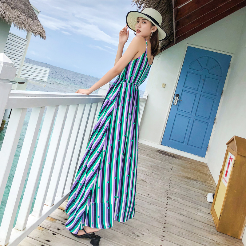 ชุดไปเที่ยวทะเล เดรสยาวลายทาง สายเดี่ยว ผ้าชีฟอง