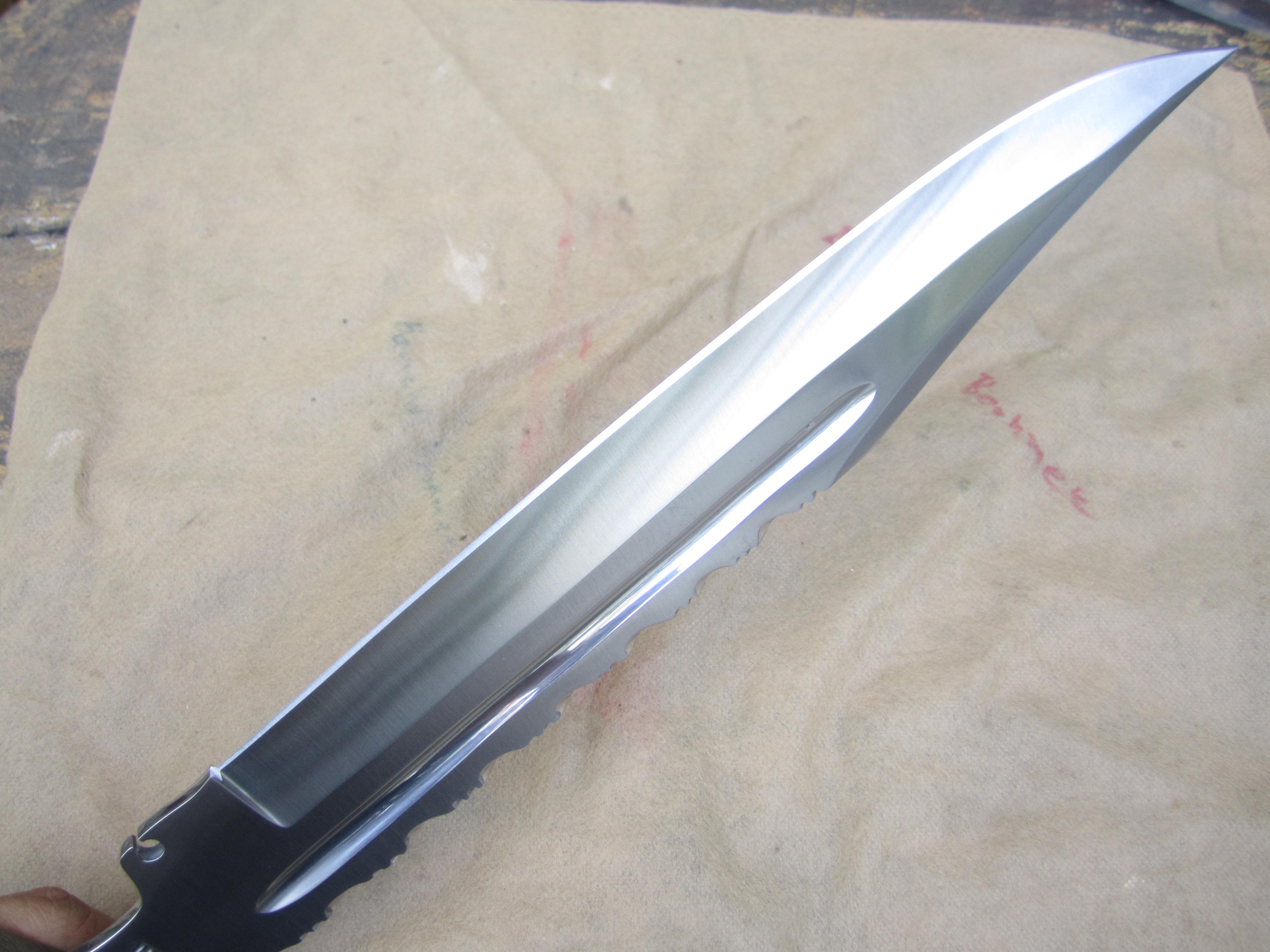 มีดใบตาย UK IMPACT CUTLERY RARE CUSTOM D2 LARGE COMBAT BOWIE KNIFE BURL WOOD DAMASCUS GUARD