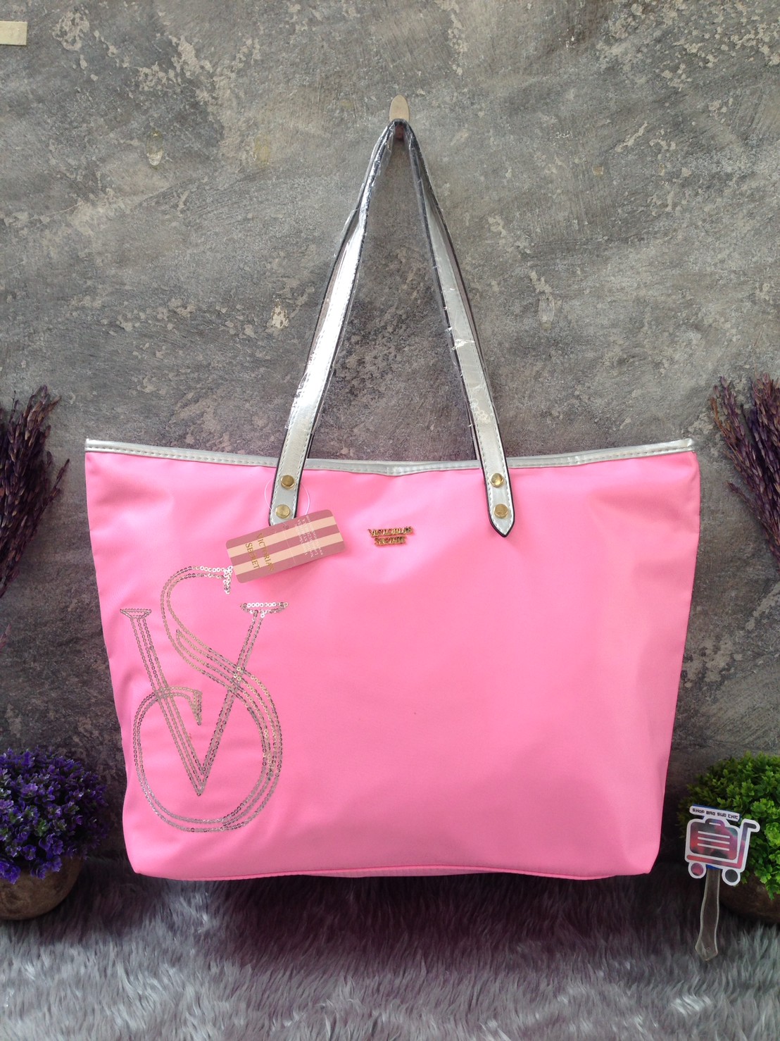 Victoria’s Secret Nylon Tote สีชมพู