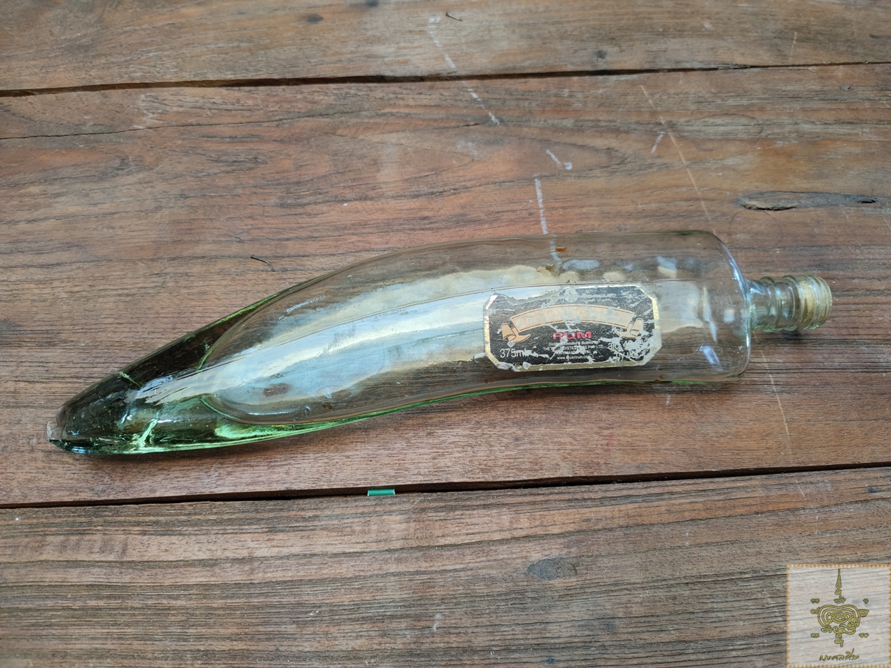 ขวดเหล้า เนปาล khukri rum