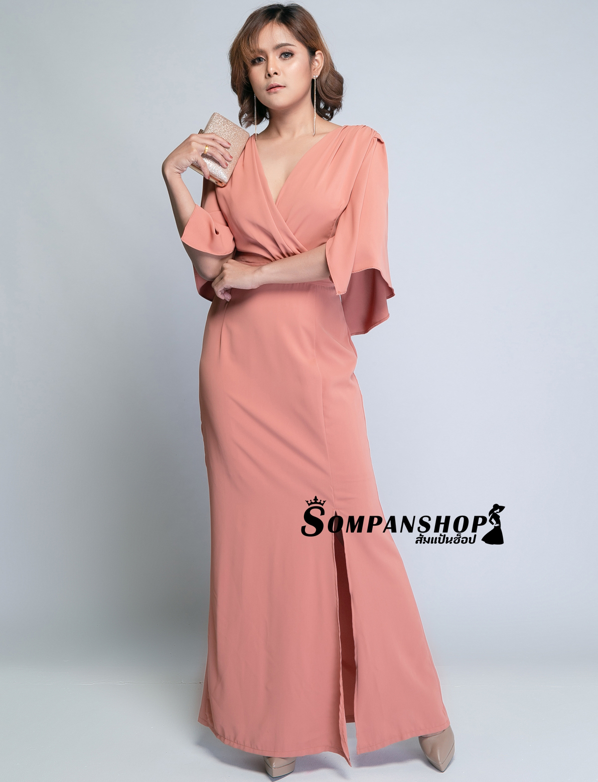 ชุดออกงานราตรียาวสีส้มพีท แขนสั้นระบายปีกค้างคาว กระโปรงยาวผ่าหน้า เรียบหรูดูแพง สวยสง่า ใส่ออกงาน ไปงานราตรี ไปงานแต่งงาน