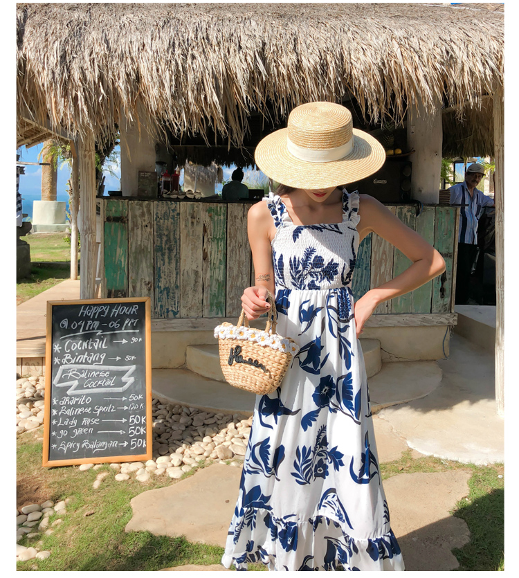 ชุดไปทะเล เดรสเที่ยวทะเล เดรสยาวสีแดงพิมพ์ลายสวยๆ เก๋ๆ