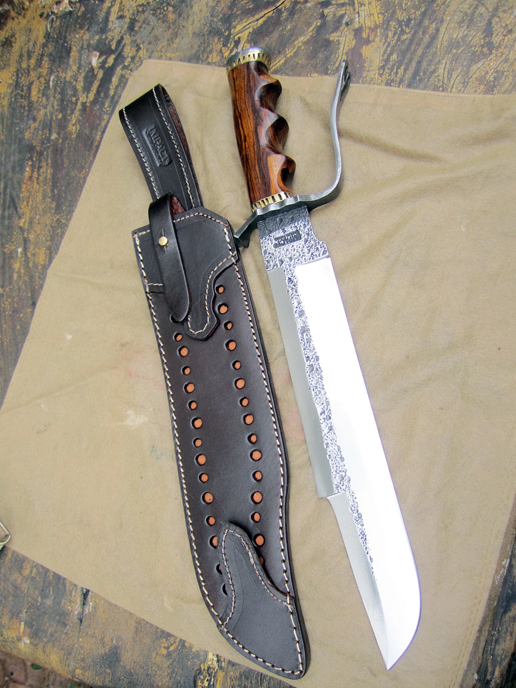 มีด เหล็ก D2 IMPACT CUTLERY RARE CUSTOM HAMMERED D2 ART BOWIE KNIFE BURL WOOD DAMASCUS GUARD UK