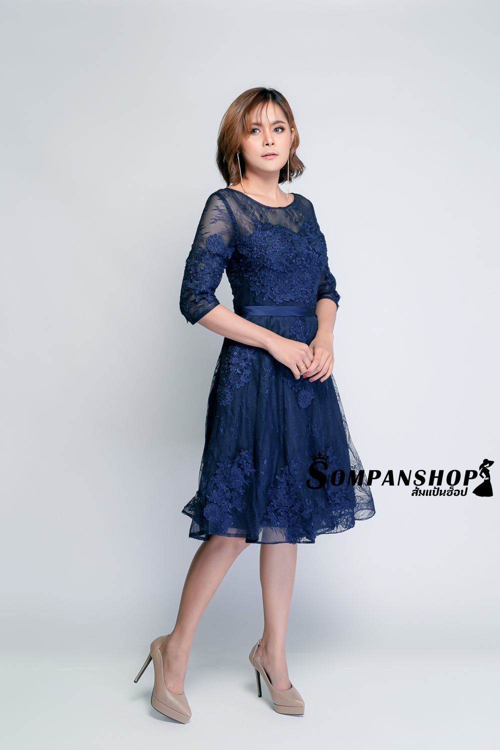 ชุดเดรสออกงานราตรีสั้นสีน้ำเงินกรมท่า ผ้าลูกไม้