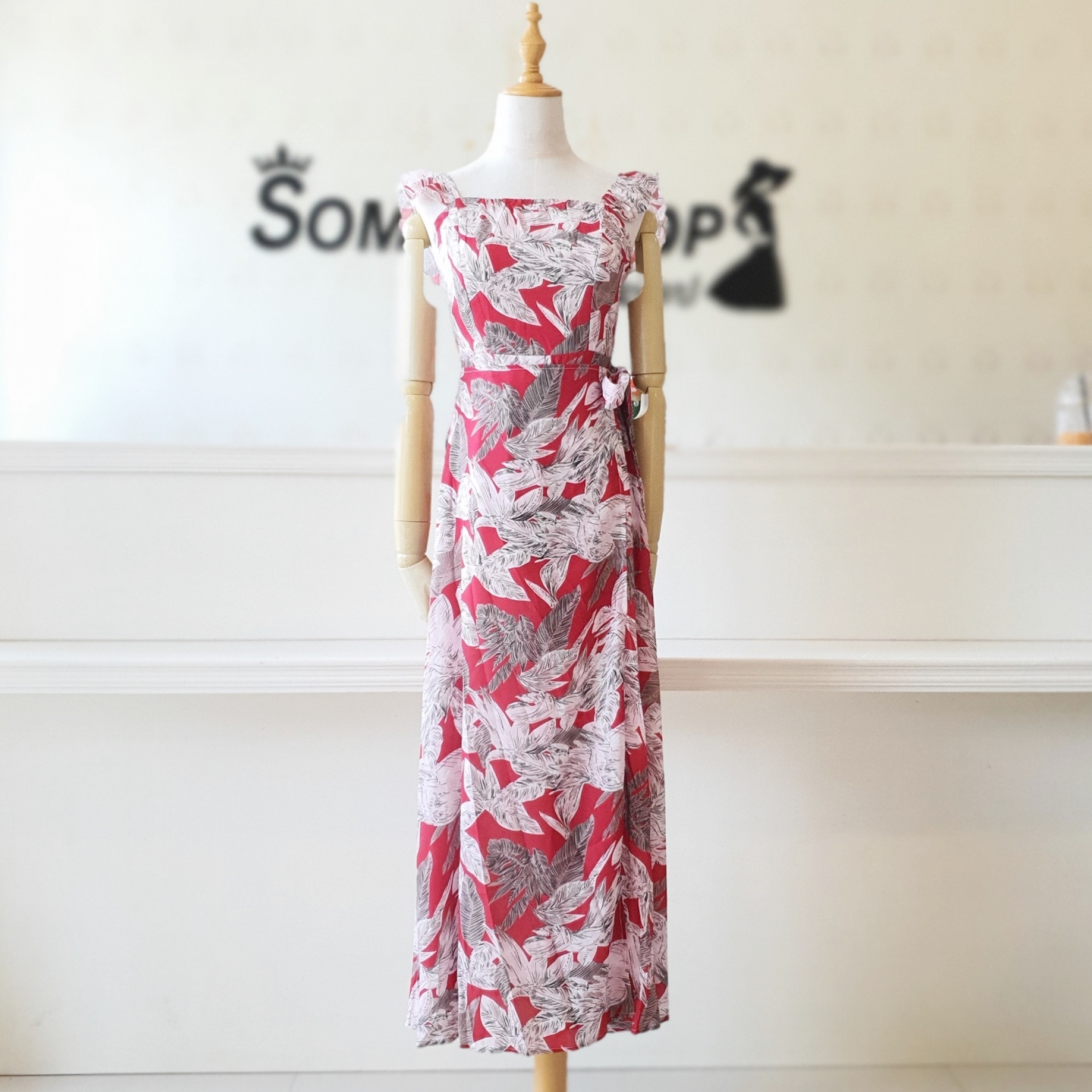 ชุดไปทะเล เดรสเที่ยวทะเล เดรสยาวสีแดงพิมพ์ลายสวยๆ เก๋ๆ