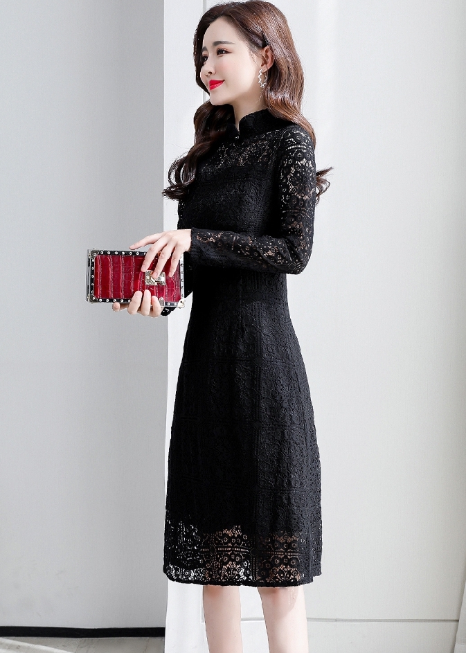 ชุดเดรสลูกไม้สีดำ คอจีน