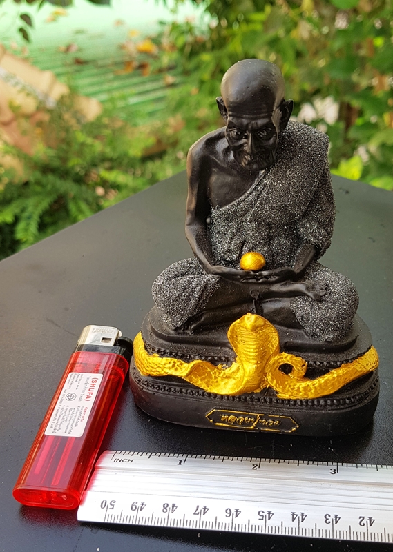 หลวงปู่ทวด เนื้อนิลแท้