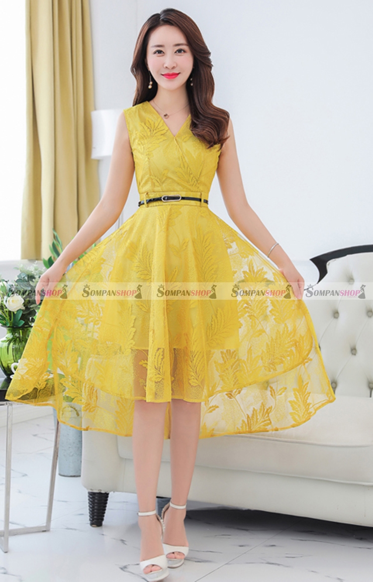 Sale ลดแรงส่งท้ายปี : ชุดเดรสสั้นสีเหลือง คอวีป้าย แขนกุด กระโปรงทรงบานหน้าสั้น-หลังยาว