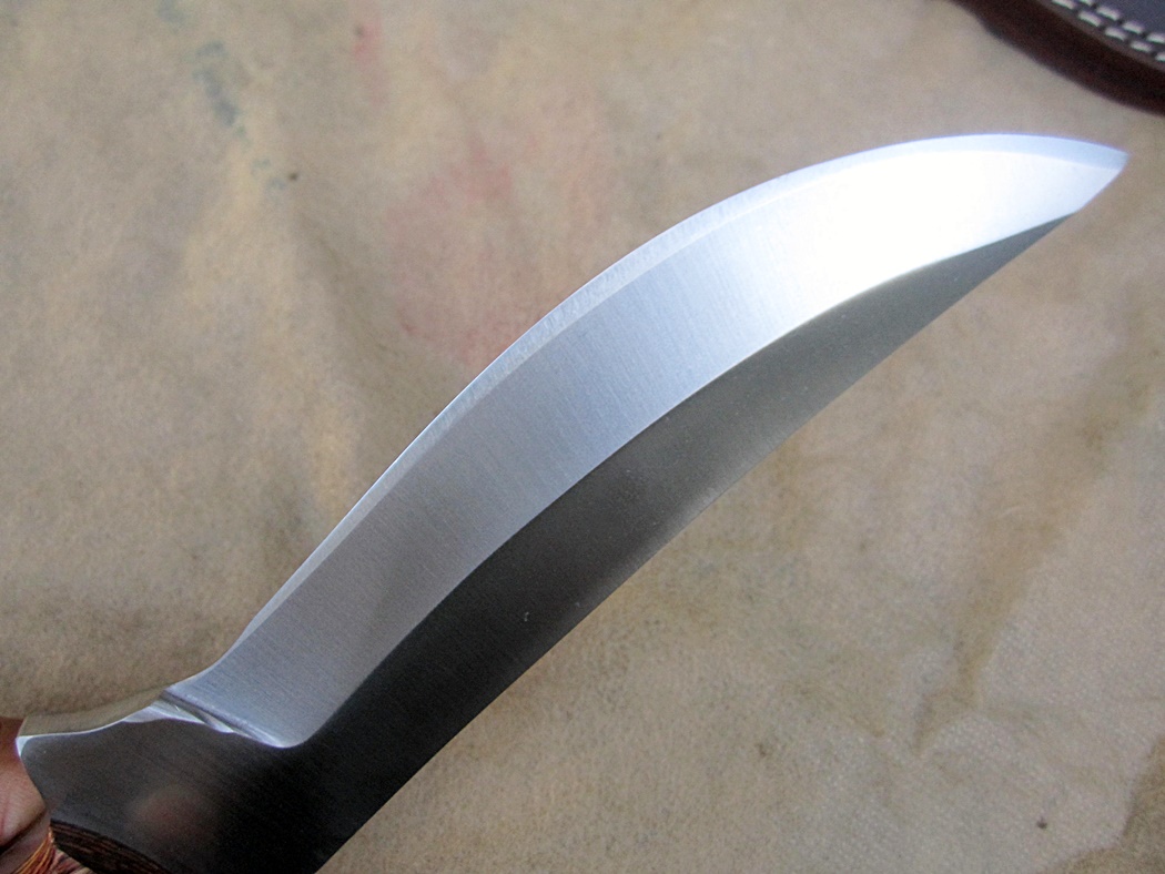 มีดเหล็ก A2 Custom A2 Steel Trailing Point Hunting Knife Micarta Handle AE112