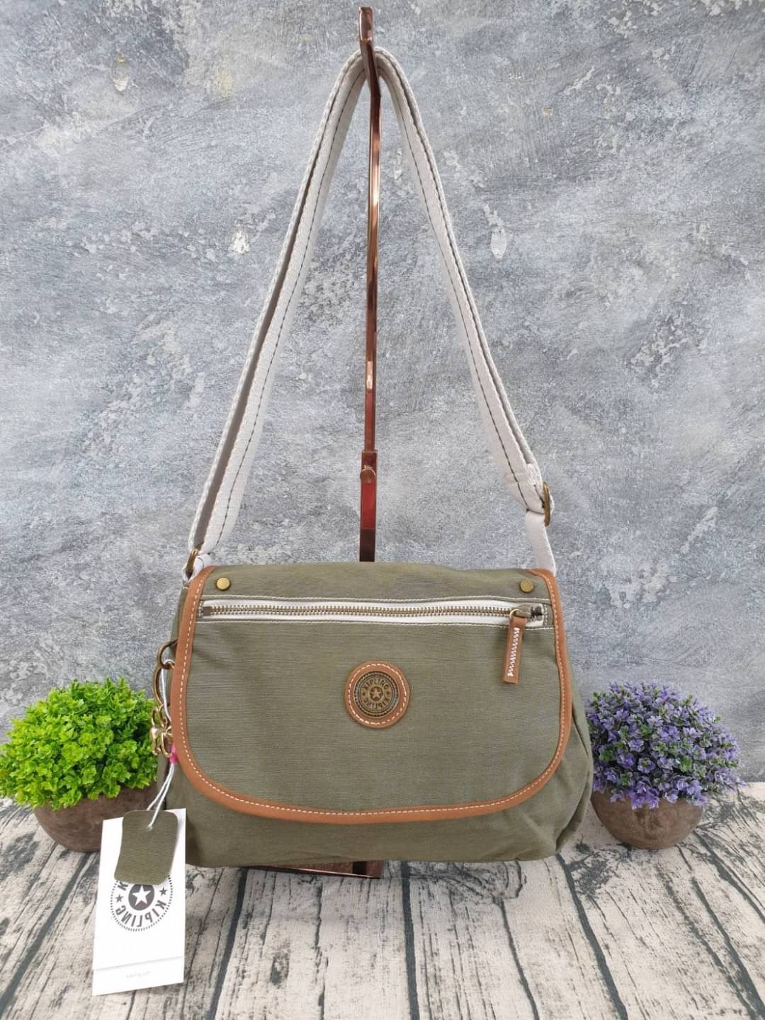 Kipling Kourou Crossbody