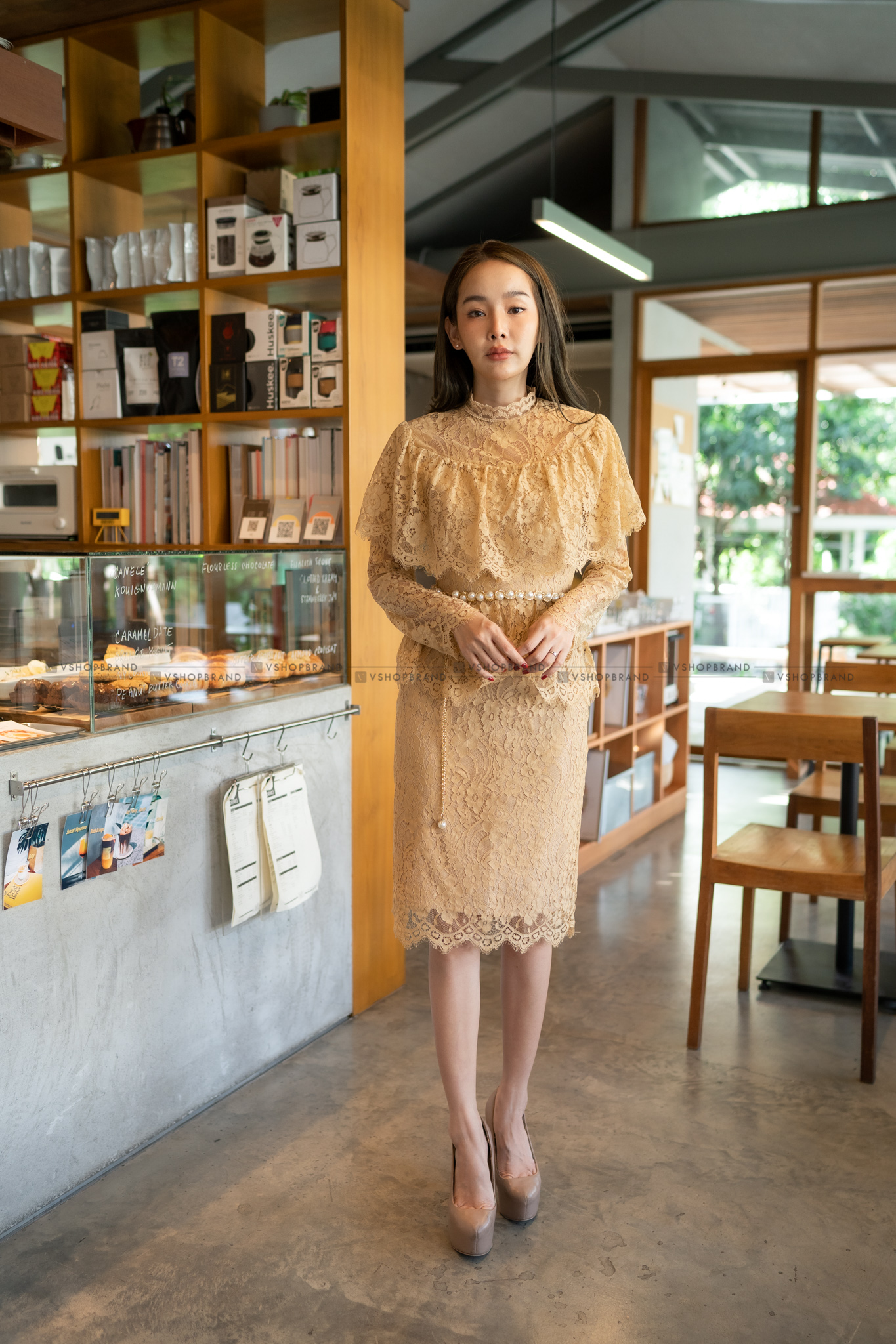 ชุดลูกไม้สีทอง ชุดลูกไม้2ชิ้น เสื้อลูกไม้+กระโปรงลูกไม้ ชุดออกงานผู้ใหญ่ ชุดคุณแม่ ชุดลูกไม้ใส่ไปวัด