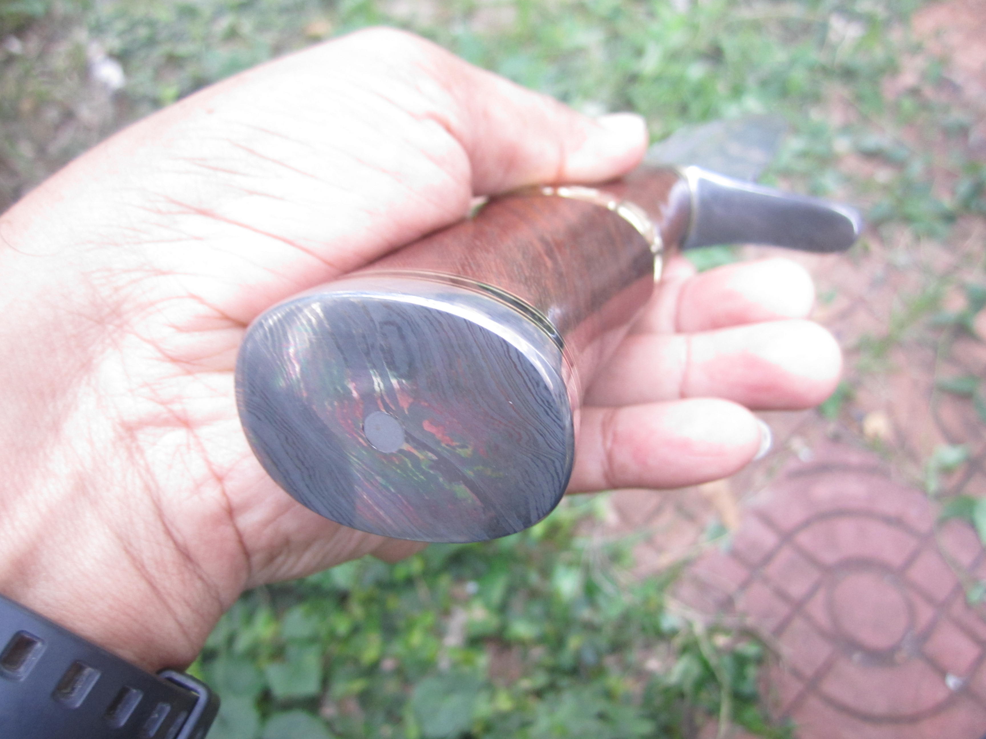 มีดใบตาย UK IMPACT CUTLERY RARE CUSTOM D2 LARGE COMBAT BOWIE KNIFE BURL WOOD DAMASCUS GUARD