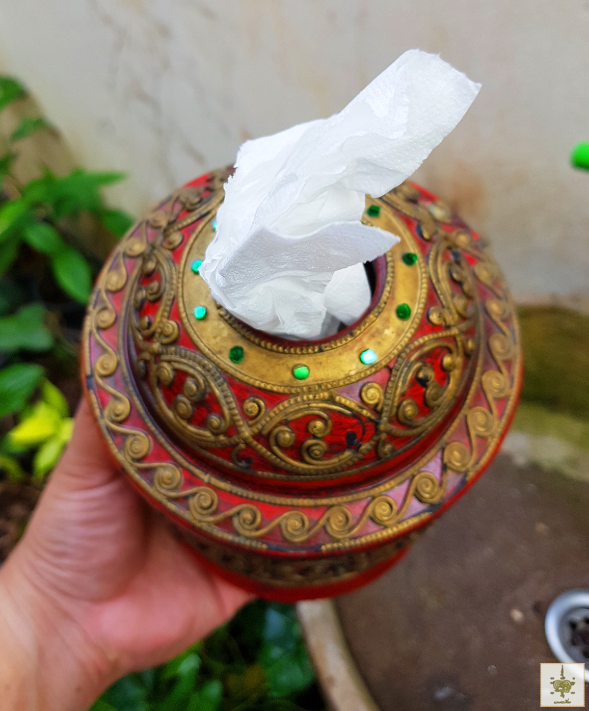 โถใส่กระดาษชำระ