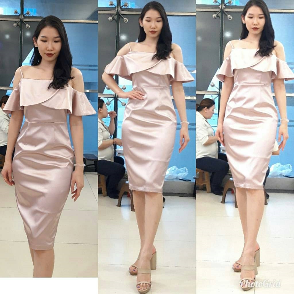 ชุดออกงานราตรีสั้นสีทองโรสโกลด์ สายเดี่ยว เว้าไหล่ ทรงเข้ารูป S M L XL