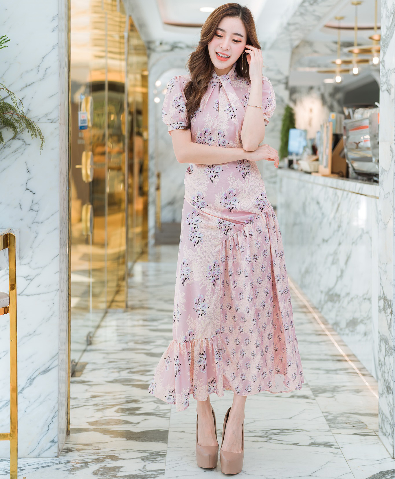 ชุดเดรสยาวลายดอกไม้ สี : ชมพู,ฟ้า