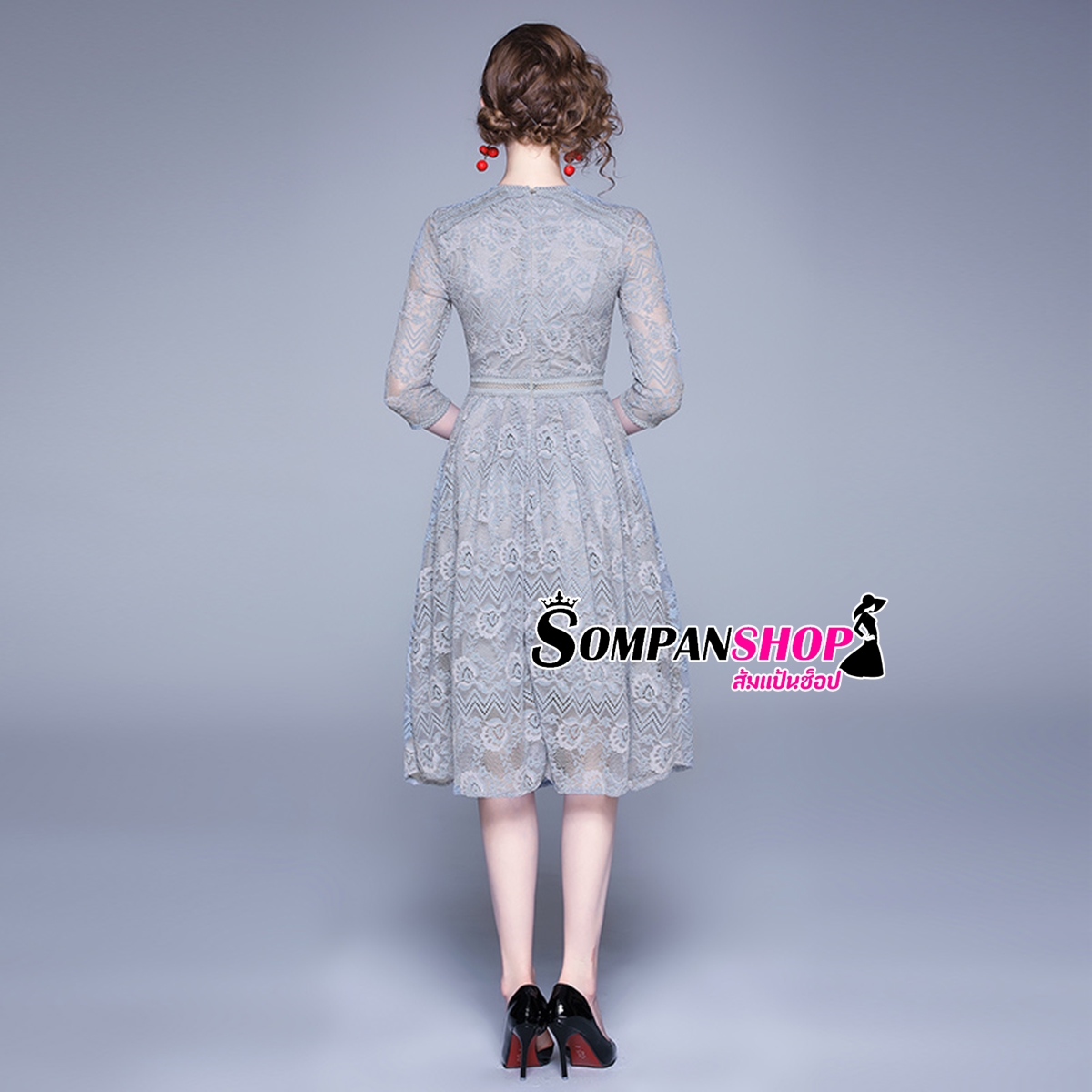 ชุดเดรสสั้นสีเทา ผ้าลูกไม้