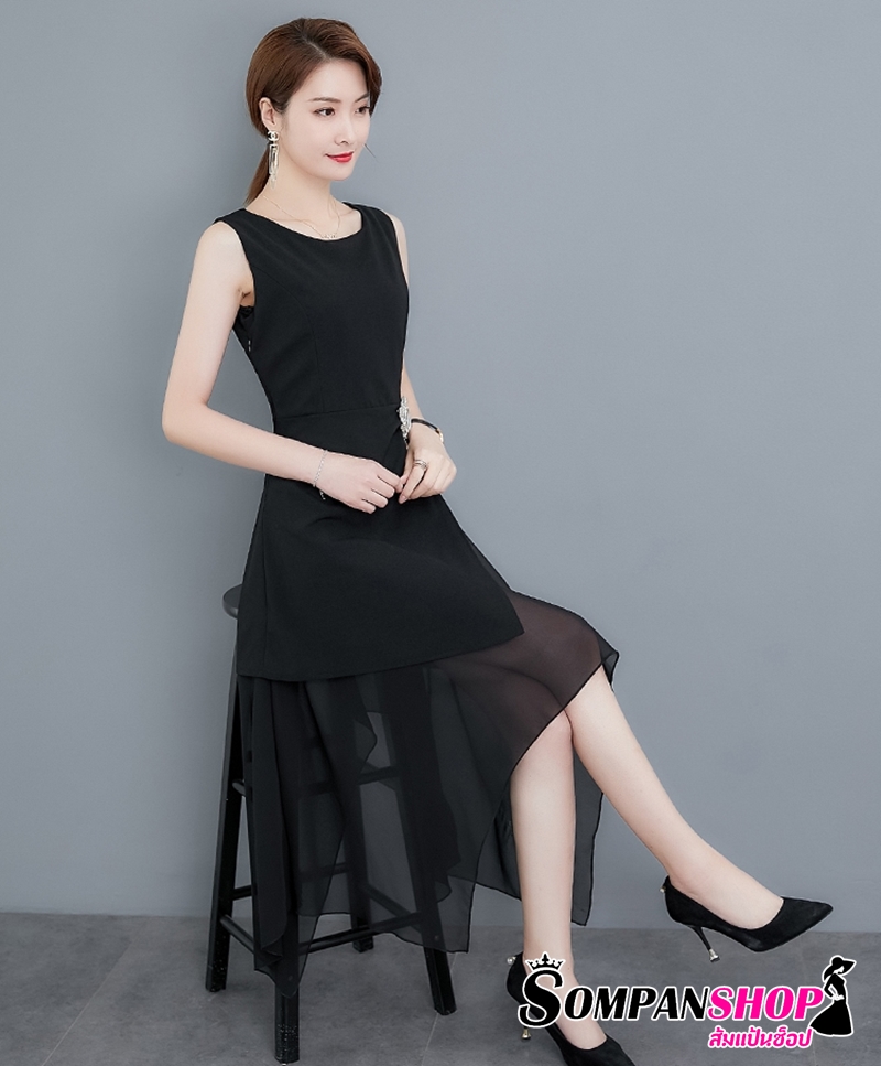ชุดเดรสยาวสีดำ กระโปรงยาวแต่งชายระบาย เอวติดข็มกลัด แนวเรียบหรู สวยสง่า ดูดี ดูแพง