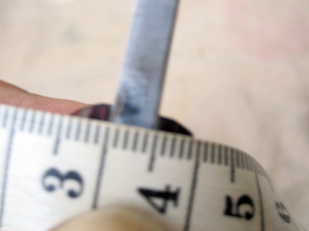 มีดKARAMBIT D2 USA. 175 COLORED WOOD HANDLE