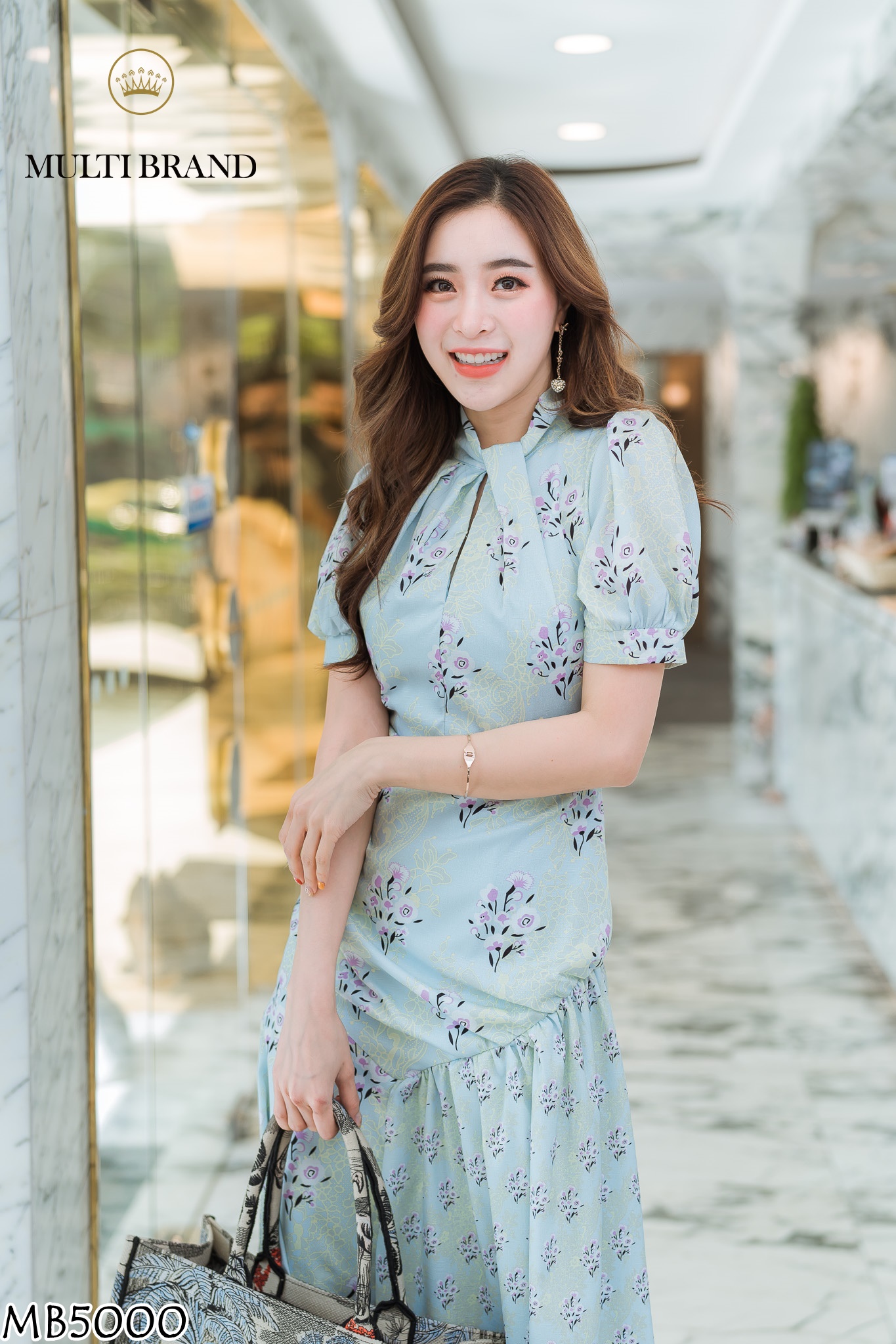 ชุดเดรสยาวลายดอกไม้ สี : ชมพู,ฟ้า