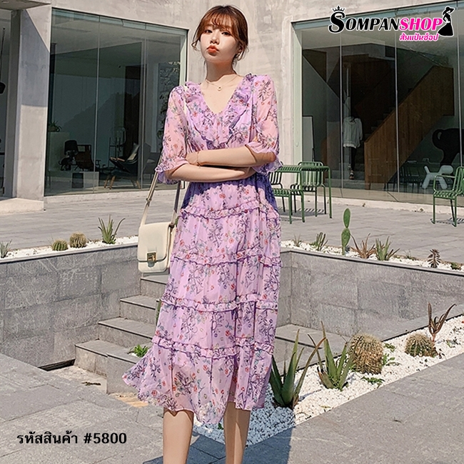 ชุดเดรสยาวสีม่วงลายดอกไม้