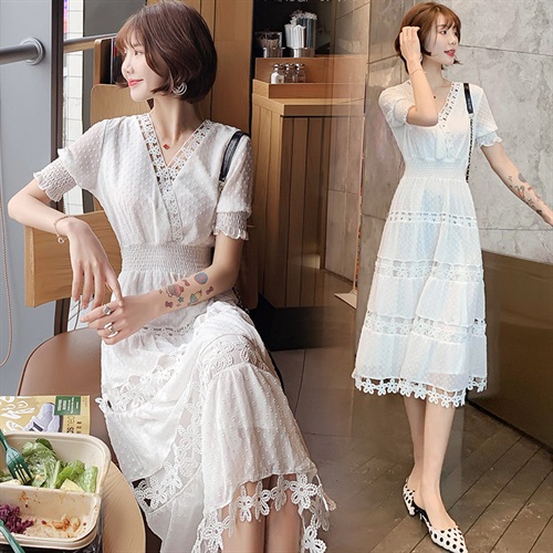 ชุดเดรสยาวสีขาว กระโปรงยาวคลุมเข่าฉลุลายสวยๆ ลุคเรียบๆ สวยดูดี