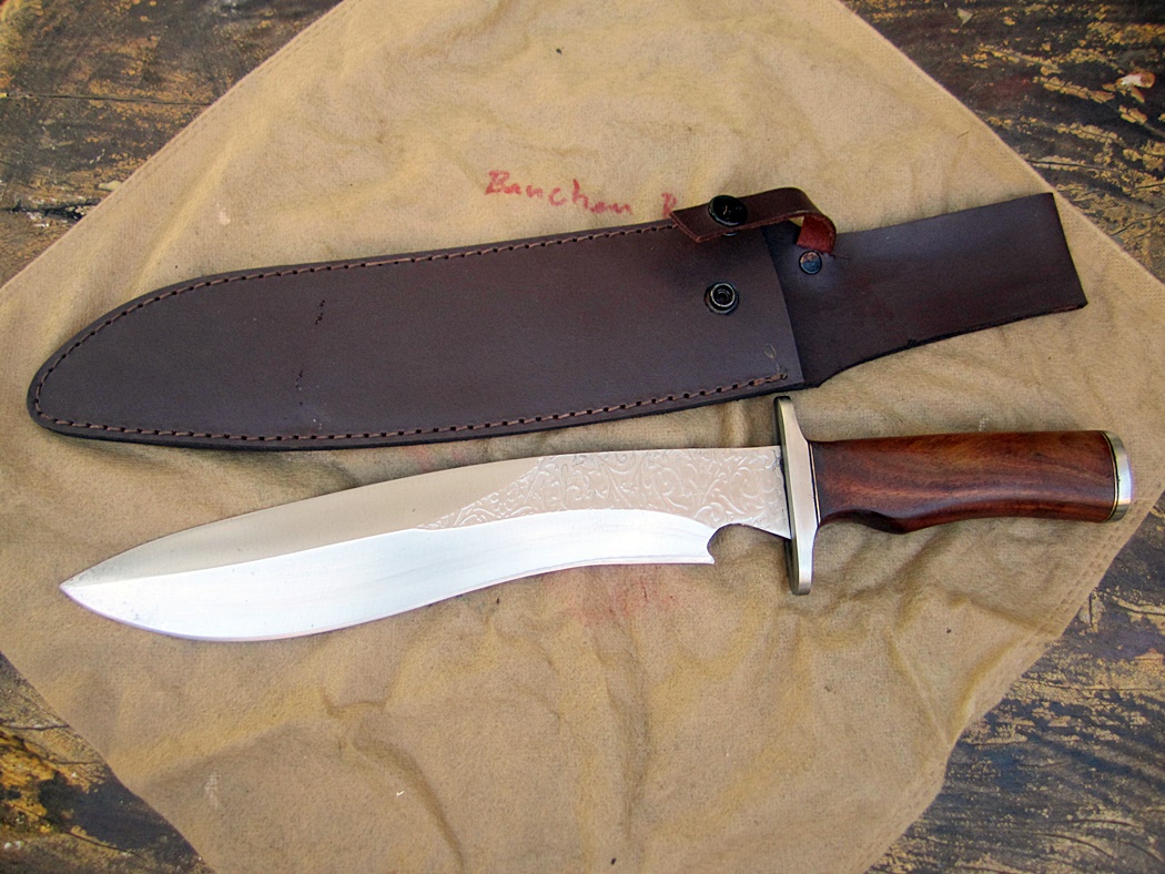 มีดเหล็กD2 Michael Cody's Custom Handmade D2 steel Sasquatch Bowie Knife Machete (ตำหนิตามรูป)