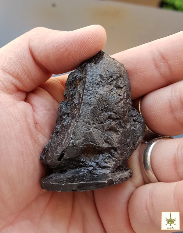 เหล็กไหลเกาะล้าน แบบตั้งบูชา 2