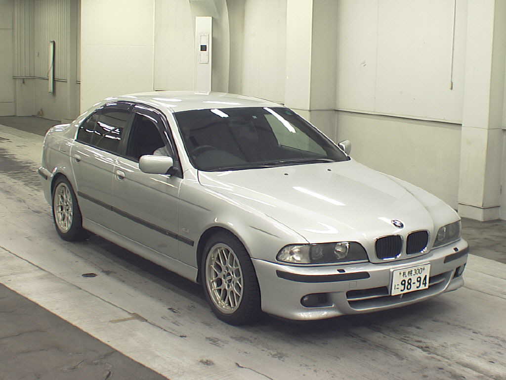 BMW 528i E39 M sport ปี 2000 ไมล์ 61,000 km