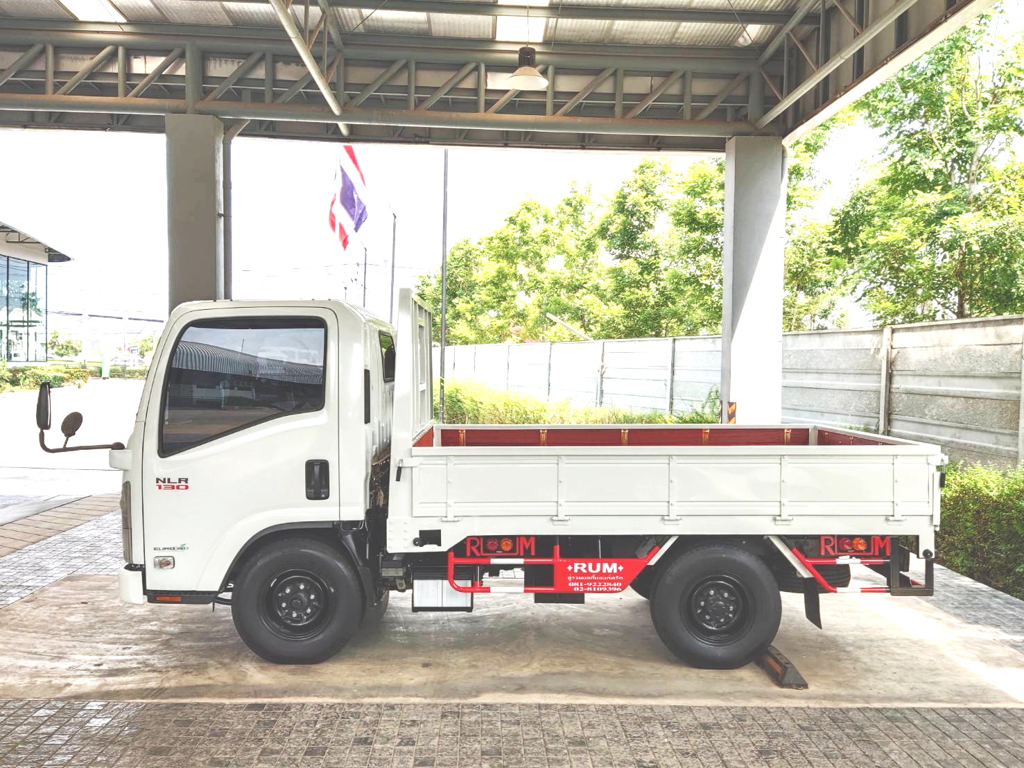 ISUZU NLR Smoother Euro 5 Max (ช่วงยาว 3 เมตร) หัวแชสซี (Chassis)