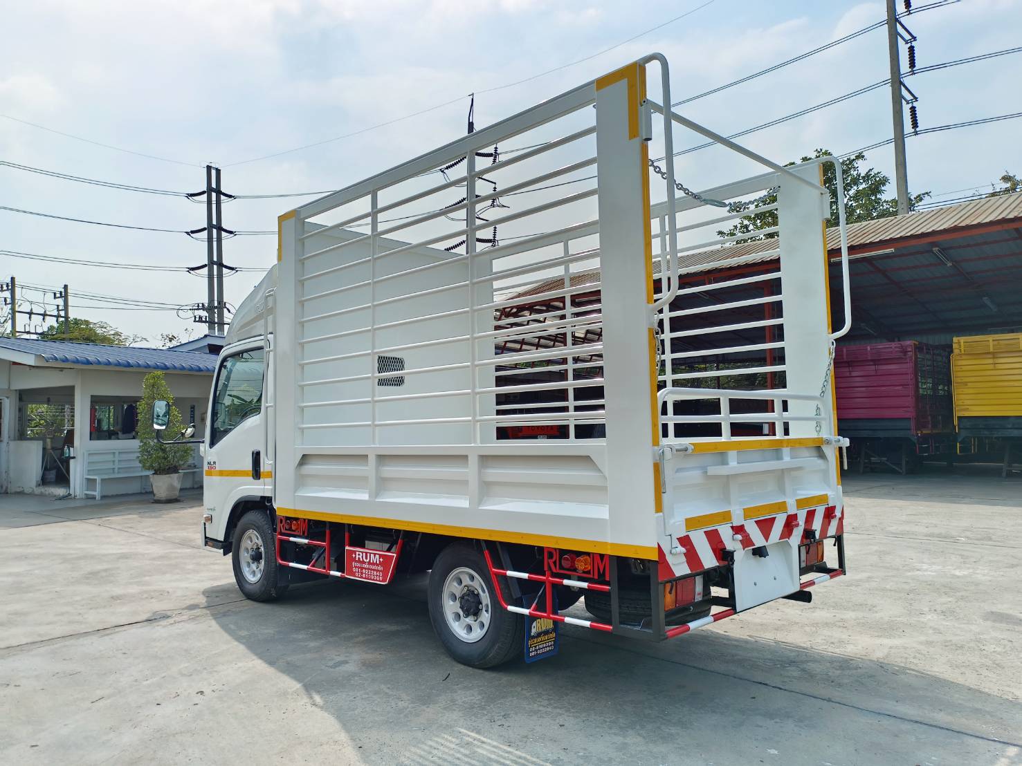 ISUZU NLR Euro 5 Max (ช่วงยาว 3 เมตร) หัวแชสซี (Chassis)