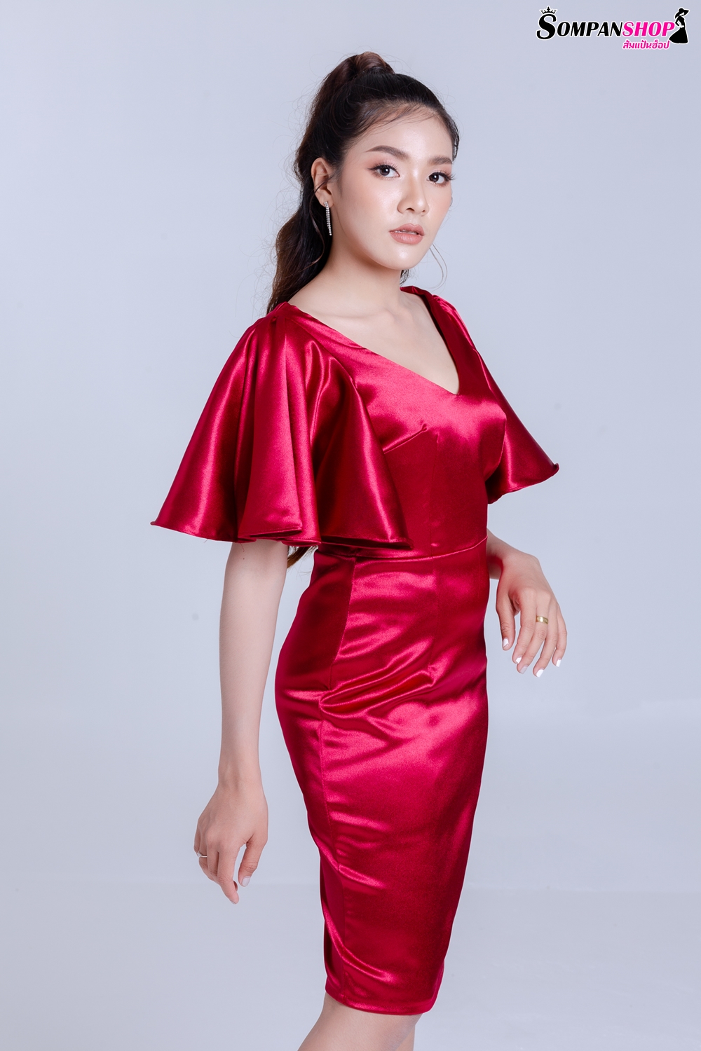 พร้อมส่ง !! ชุดเดรสออกงานสั้นสีแดง แขนระบาย แนวเรียบหรู เหมาะสำหรับใส่เป็นชุดไปงานแต่งกลางวันธีมสีแดง ชุดออกงาน ชุดทำงาน
