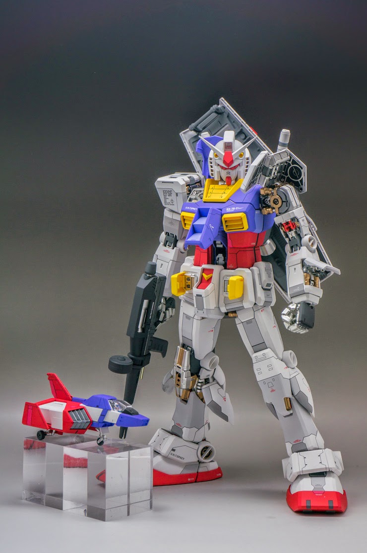 PG RX-78-2 GUNDAM by HUIDONG