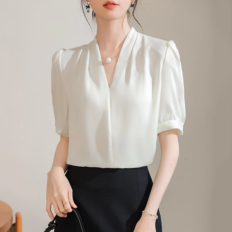 เสื้อเชิ้ตผู้หญิงดีไซน์ใหม่