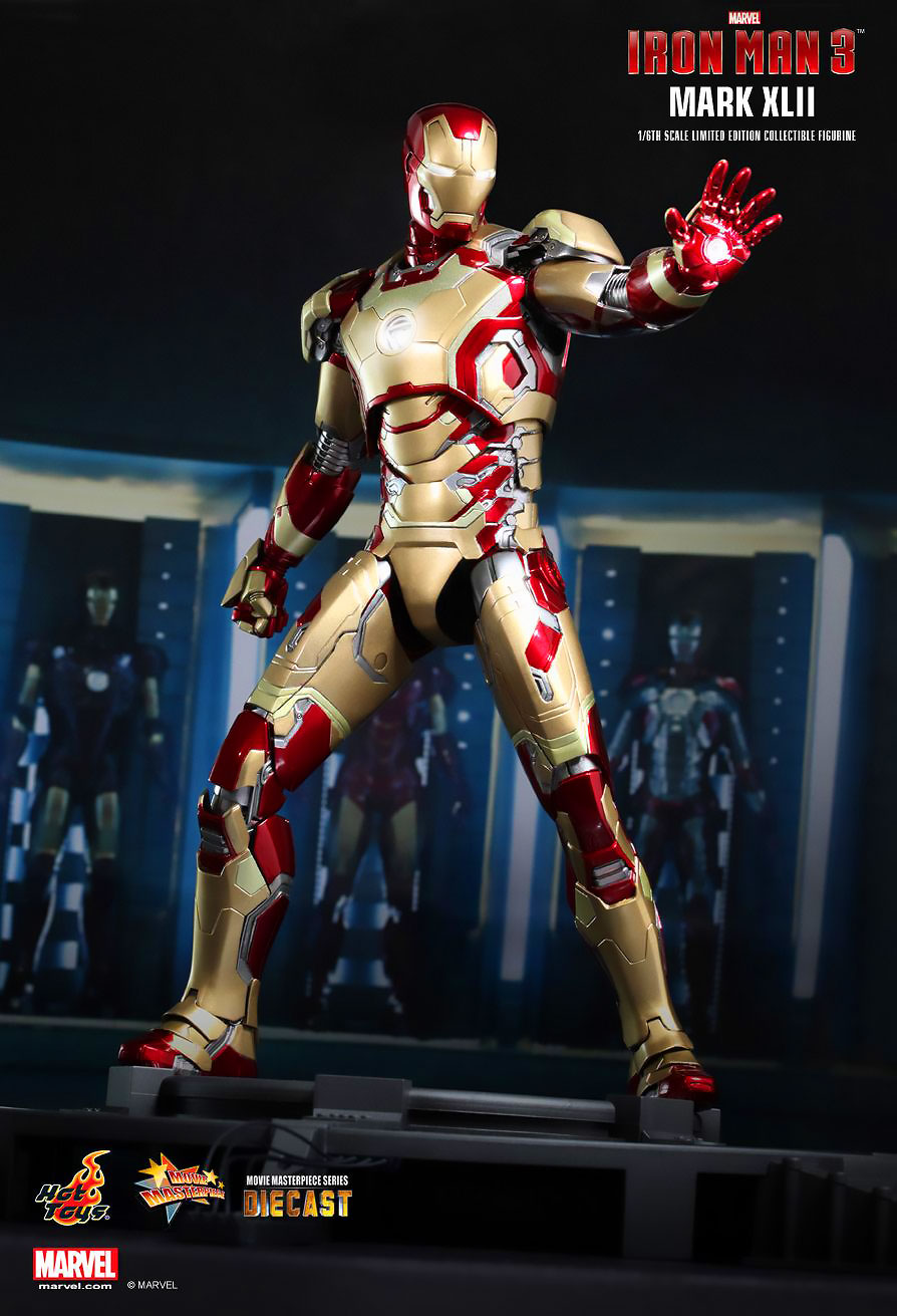 HOT TOYS 1/6 IRON MAN MARK XLII (DIECAST) ไอรอนแมน Mark 42